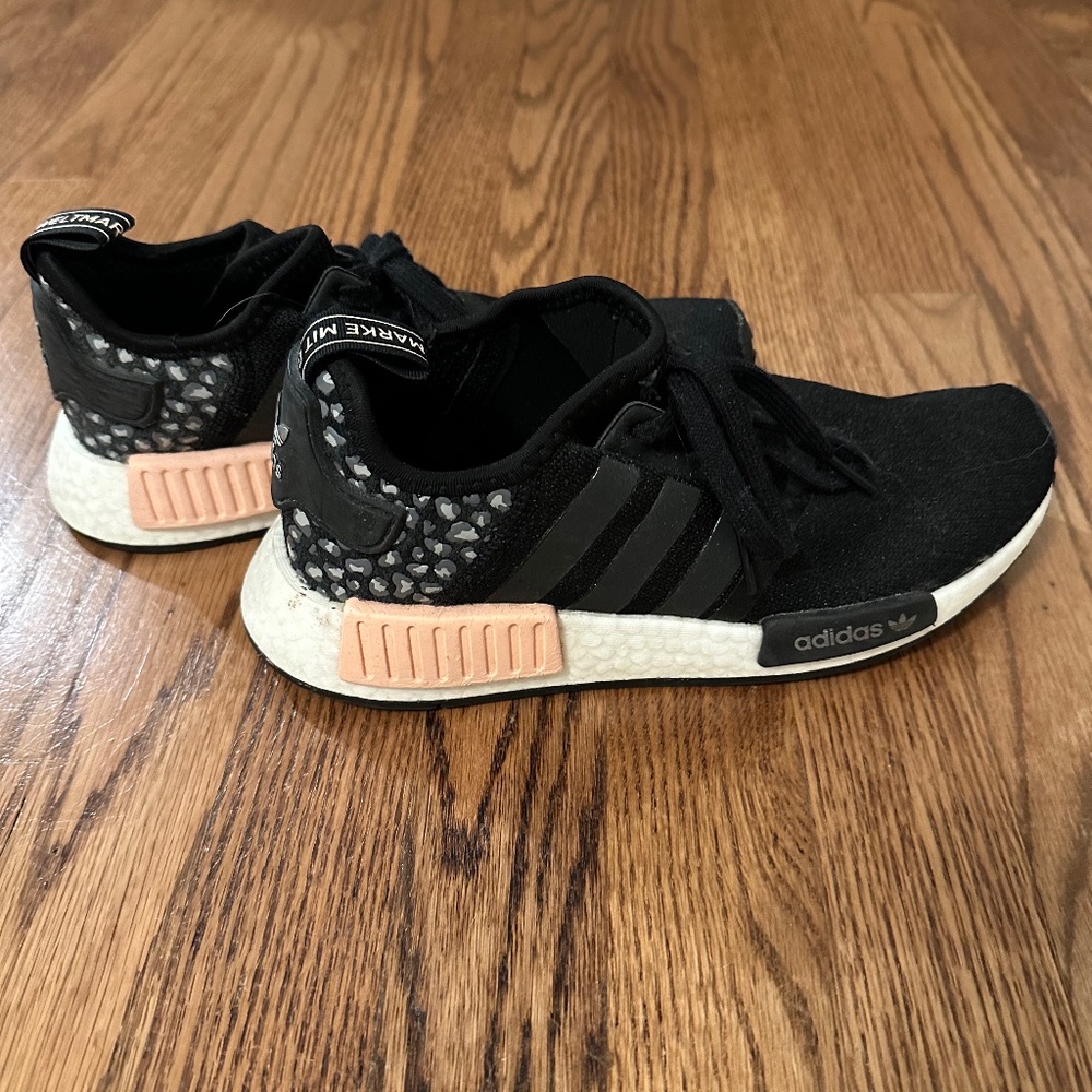 Adidas Sneakers